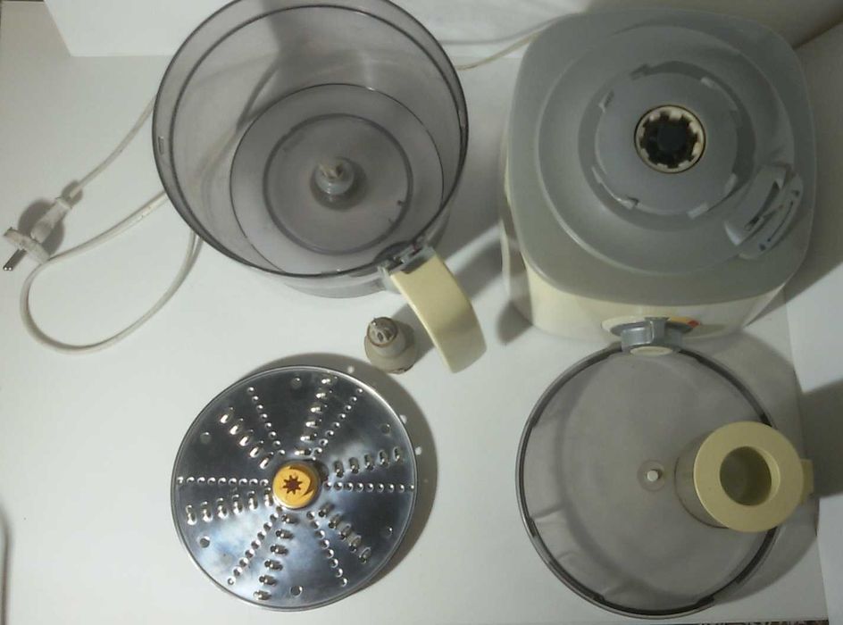 Части за процесор за храна Philips HR7771