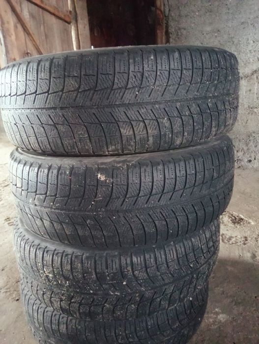 продам шин на Ауди 100