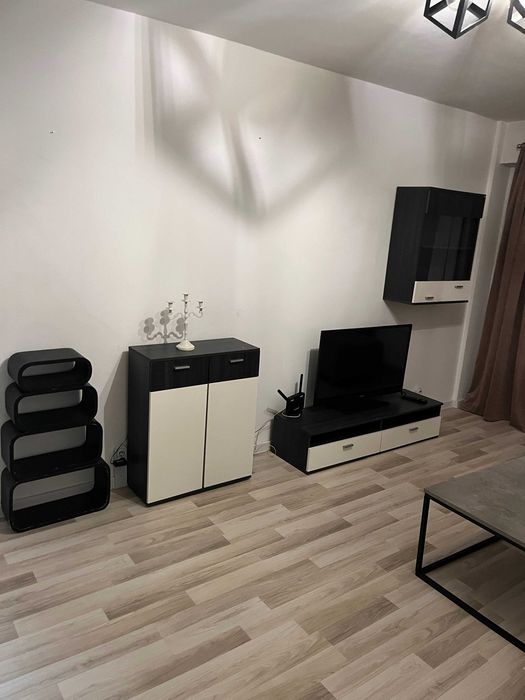 апартамент с 2 стаи и кухня