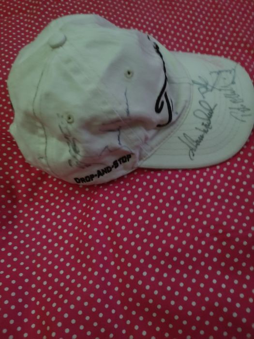 Sapca Titleist cu autografe