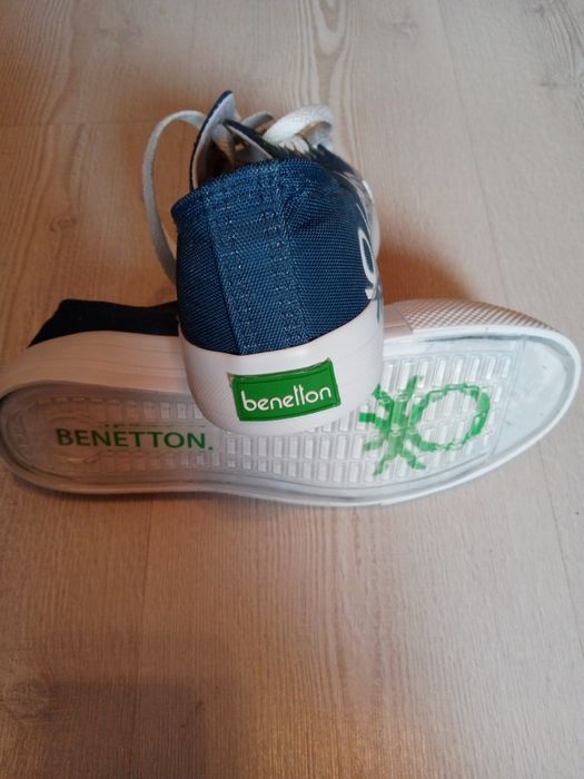 Дамски обувки чисто нови