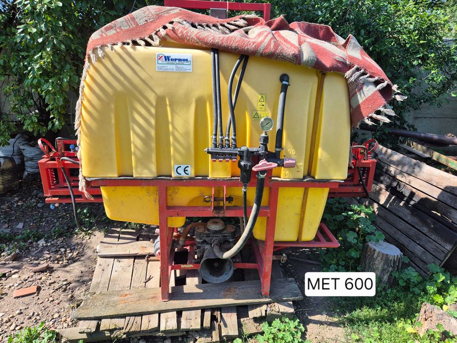 Vand pachet de utilaje agricole