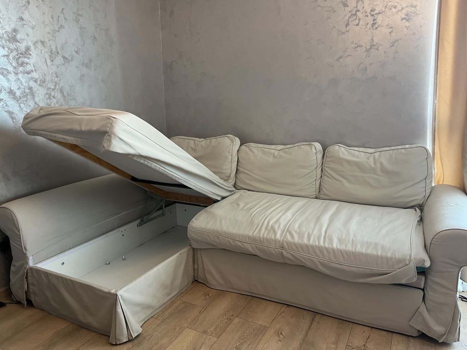 Ъглов диван Ikea