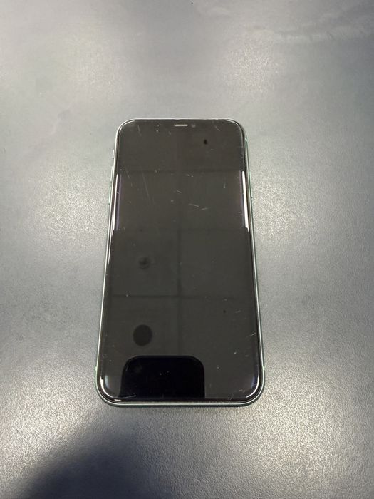 iPhone 11 green 64GB