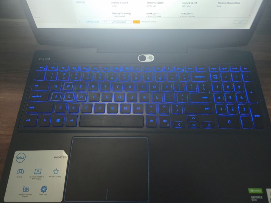 Laptop Gaming Dell G3 15 3500, i5 gen 10, GTX 1650, 16GB RAM, stare excelentă