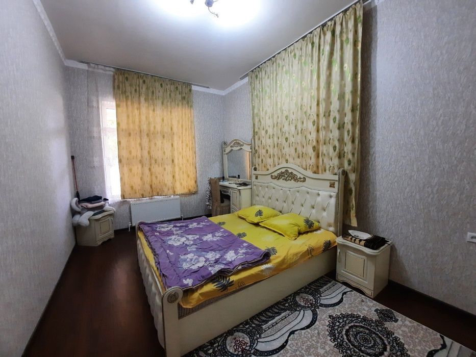 Uy sotiladi 8.4 sotix