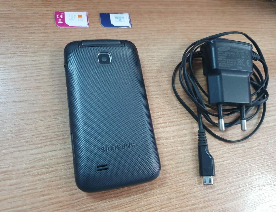 telefon Samsung GT-C3520 LCD color clapeta butoane mari seni