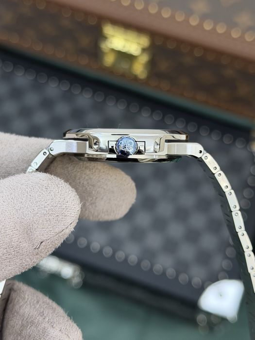 Patek Philippe Nautilus