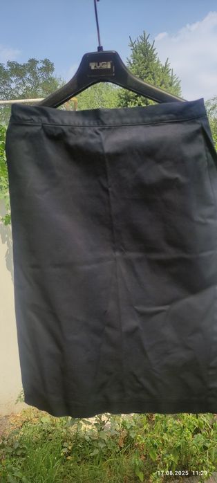 Школьный костюм на девочку  164 рост.