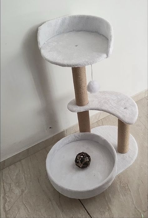 Продам лежанку для кота/новая
