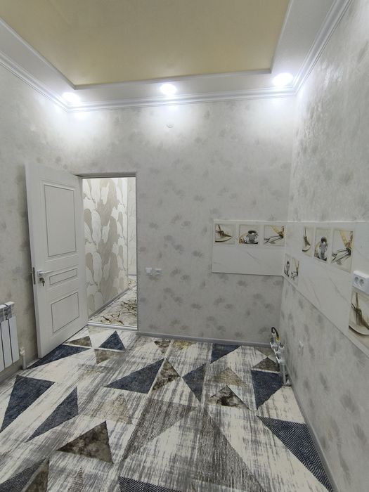 22 maktab oldidan 1 xona 2 qilingan kvartira sotiladi