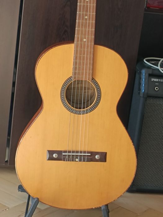 Chit.Vintage Framus