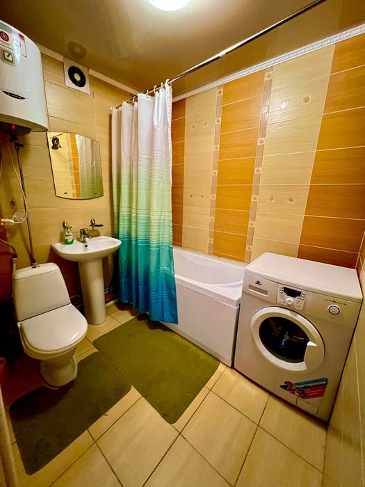 Элитная на ЦУМе! Бухар жырау