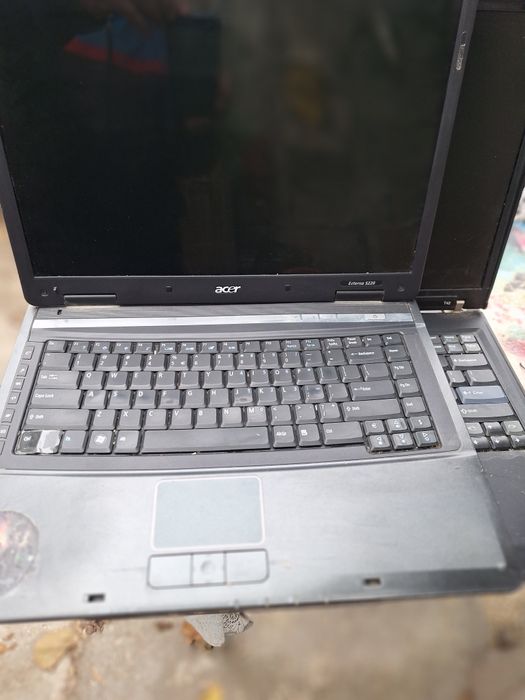 Vand pentru piese Leptop