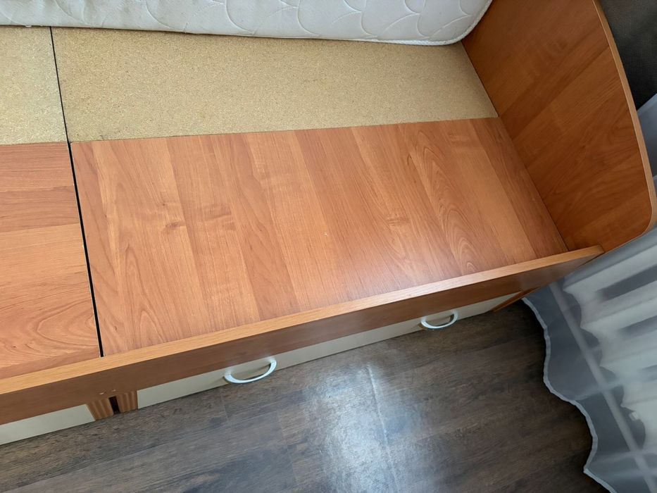 Продаю кровать, односпальную