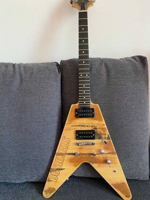 Електрическа китара Bushmills Flying V