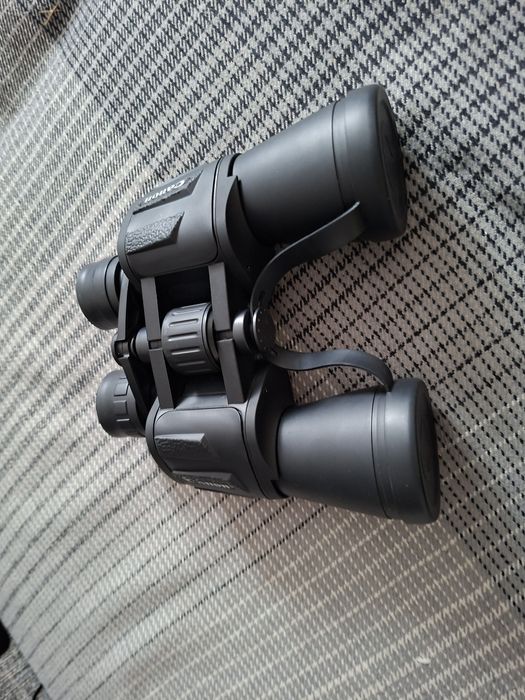 Бинокль новый продам