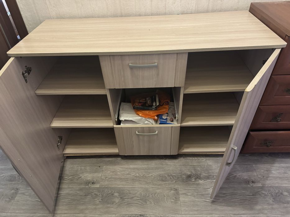 Продам комод (самовывоз)