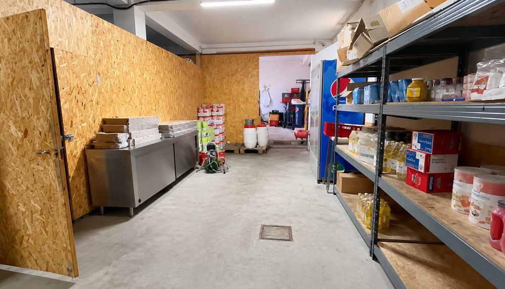 Spațiu comercial HoReCa, 283 mp, terasă, cazare personal — central Mangalia