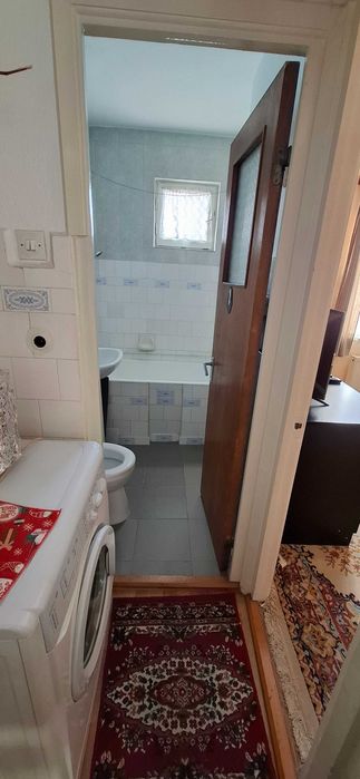 Inchiriez apartament 3 camere zona M Viteazu