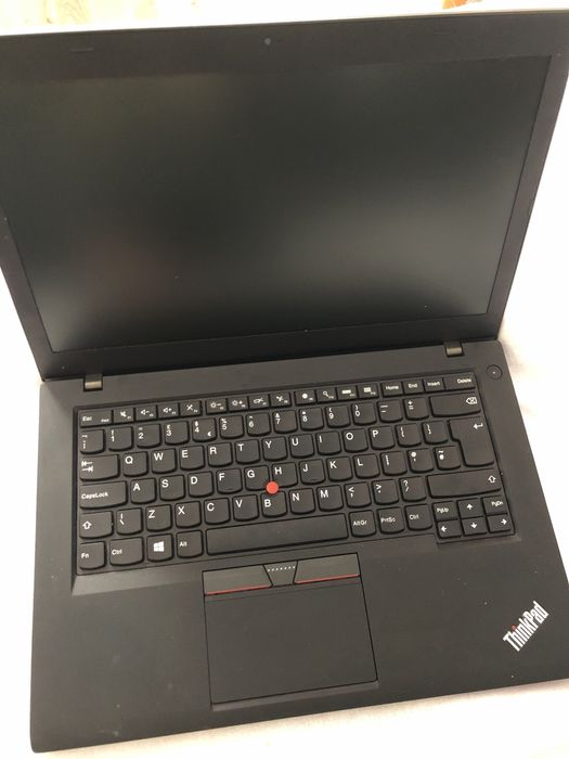 Laptop lenovo , perfect functional ! Negociabil