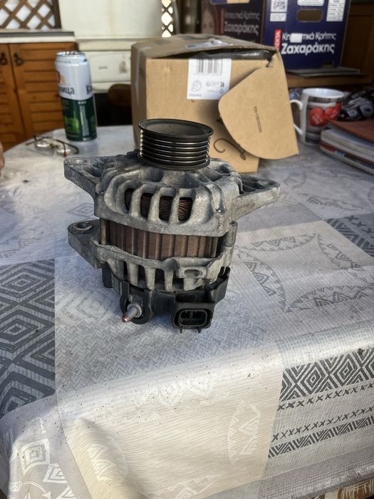 Генератор алтенатор за Хюндай