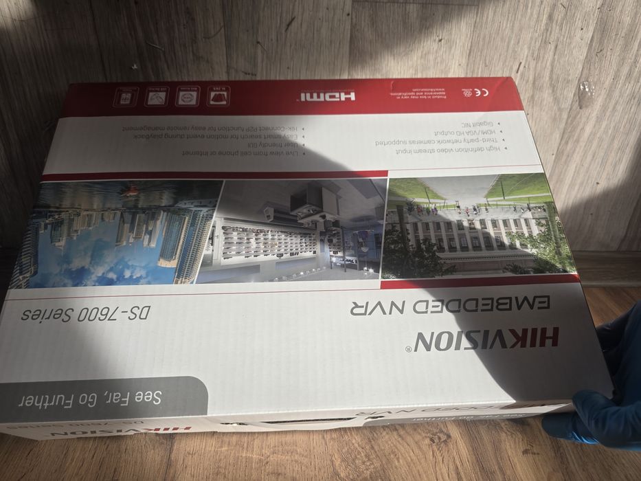 Видеорегистратор Hikvision ds-7616NI-Q1