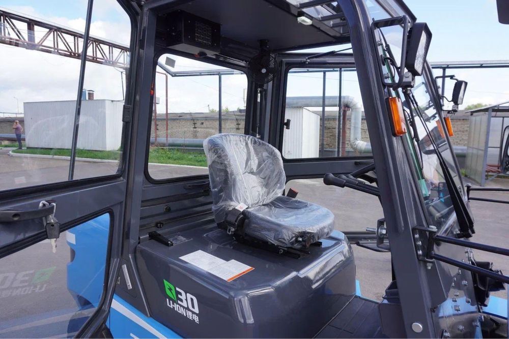 Вилочный погрузчик 3 тонн