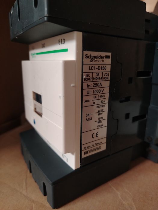 Контактор Schneider Electric TeSys LC1D15000M7 (220В, 150А, 75кВт) — Н