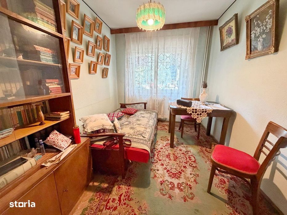 Apartament 4 camere, 2 bai, etaj 2/4, fara risc, Podu Ros