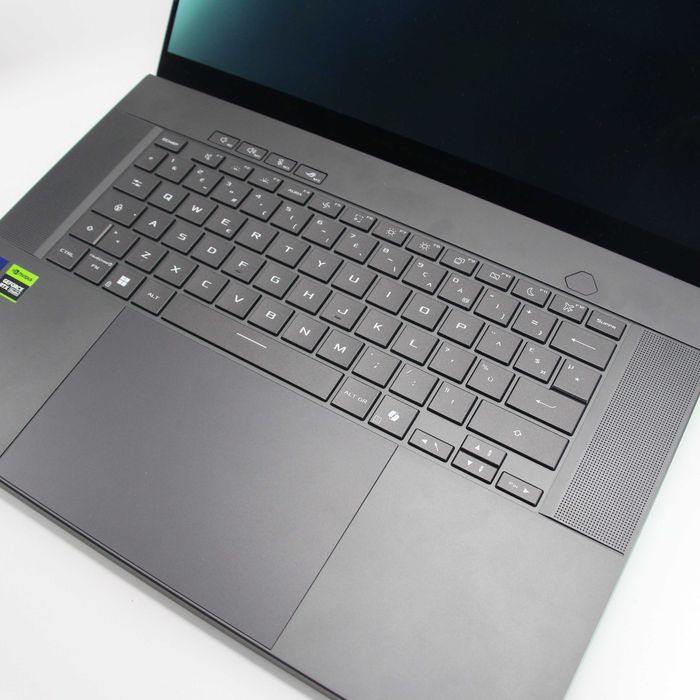 ASUS Rog Zephyrus G16 - Intel Ultra9 + AI Boost - 32Gb RAM DDR5 - 1Tb SSD - Ecran 16inch 240 Hz - RTX 5070 Ti 12 Gb - OBIECT NOU - Amanet FRESH Galati