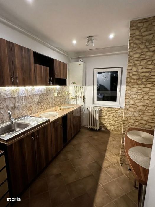 Apartament cu 2 camere, 45 mp, zona Garii