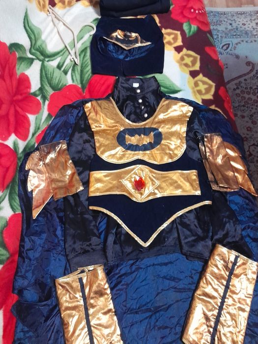 Продажа новогодних костюмов