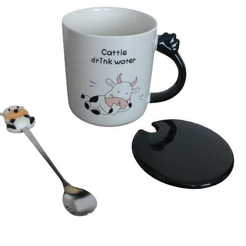 Уникална чаша с керамичен капак и метална лъжичка ,,КРАВА", 17 лв.