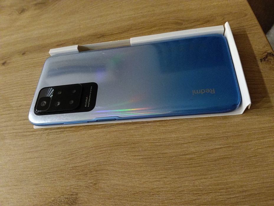 Продавам Xiaomi Redmi 10, 128GB, 4GB RAM