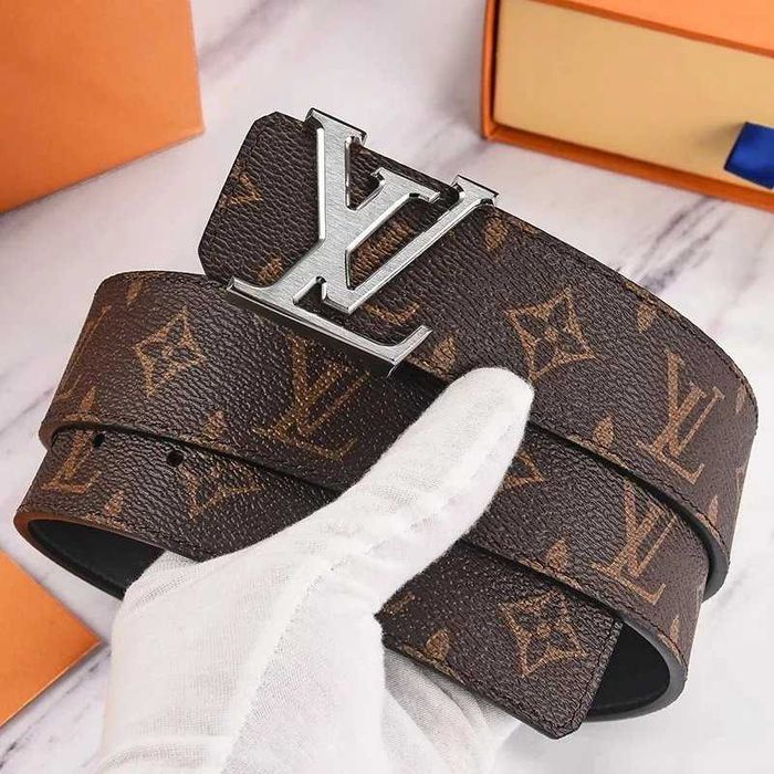 Curea Louis Vuitton