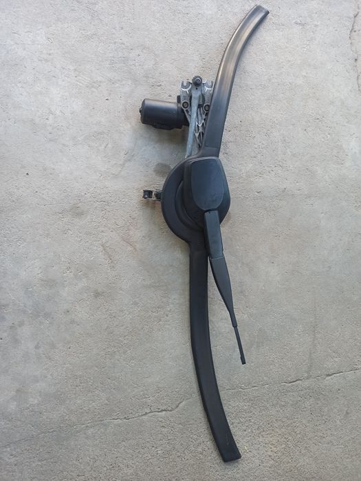 Стеклоочиститель Мерседес 124, 210, 190, 201