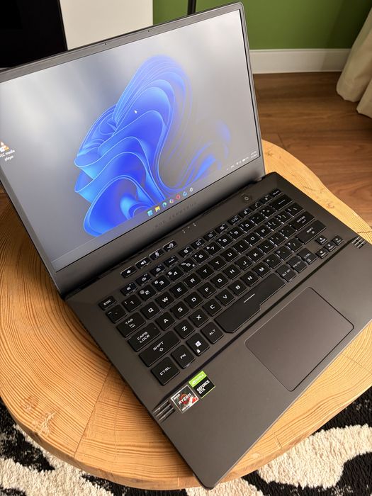Laptop ASUS ROG Zephyrus G14