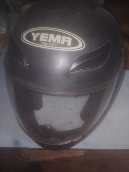 Продам гермошлем Yemma