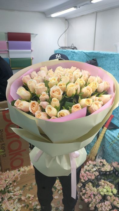 51 роза 22000тг!