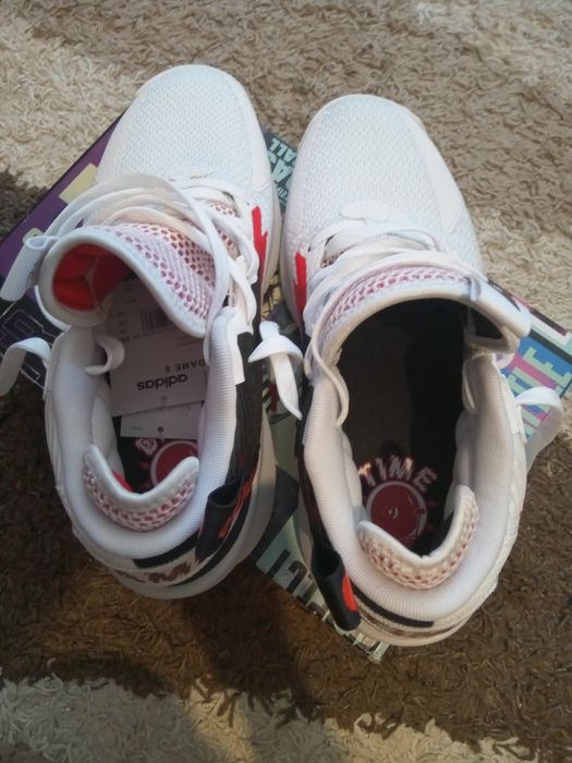 Ghete baschet adidas Dame 8 mărimea i 46 noi cu eticheta