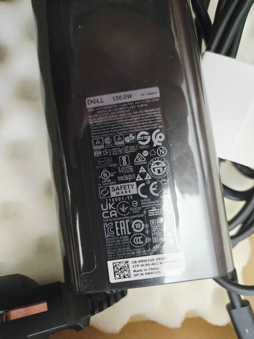 Зарядно за лаптоп Dell-Оригинален адаптер за Dell - 20V-6.5A-130W Tуpe-C
