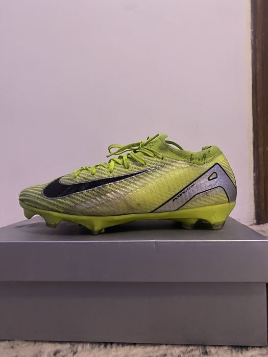 Nike mercurial 16