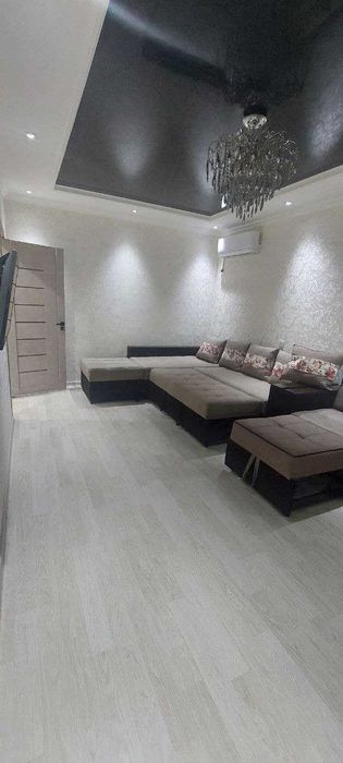 4мкр.да 1 хонали 2 этажда идеал холатда квартира сотилади