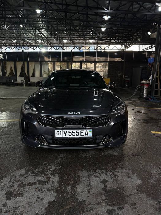 Продается KIA STINGER 3.3