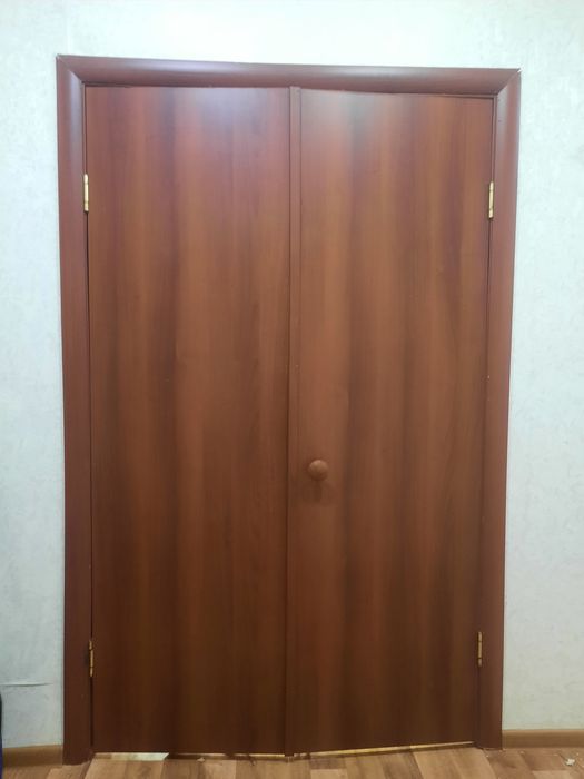 Межкомнотные двери.Б/у по 5000тг