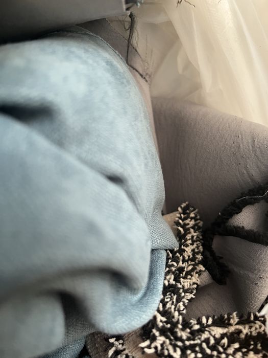 Кусочки ткани разный размеров