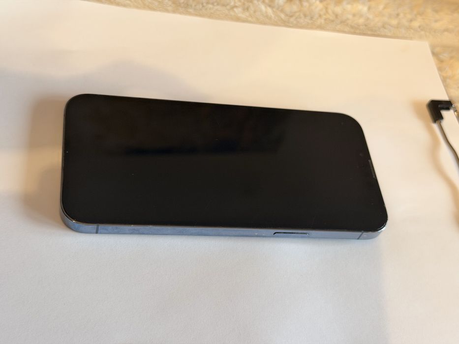 iPhone 13 pro max IEFTIN URGENT