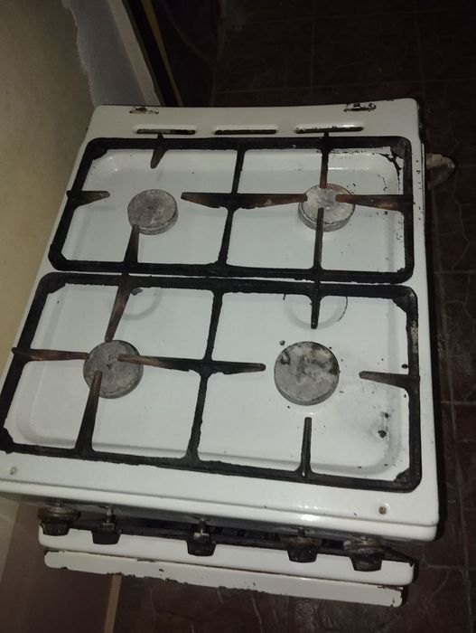 Продается газ плита срочно