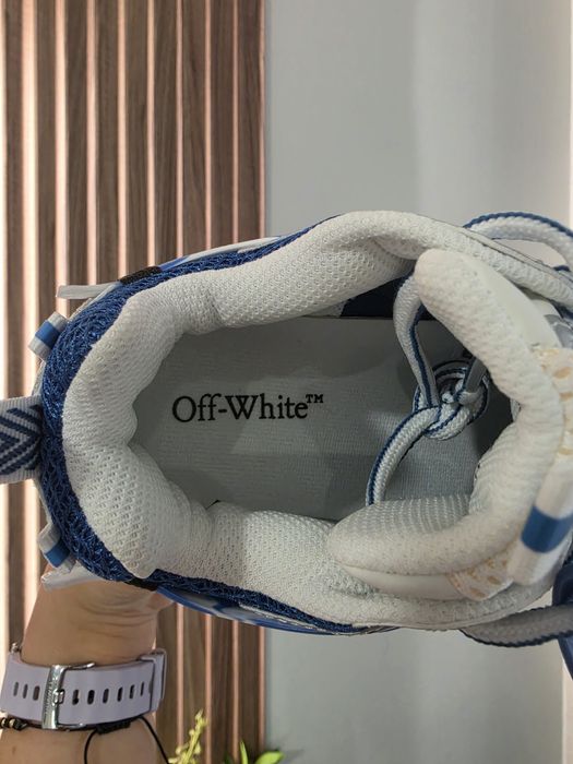 Off-White обувки